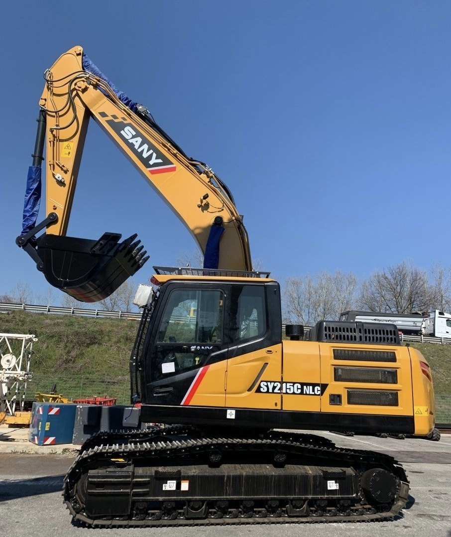 SY215C NLC - sanyfrance- fr (1)